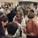 Caritas come un padre negli auguri di Natale