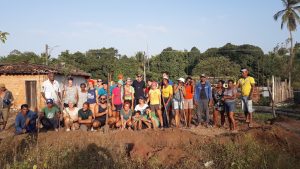Padre Bráulio (in alto a sinistra) con i giovani veronesi nell'estate 2019.