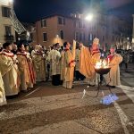 Da “qui” a “oltre”