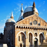 Pellegrinaggio al Santo con il Vescovo